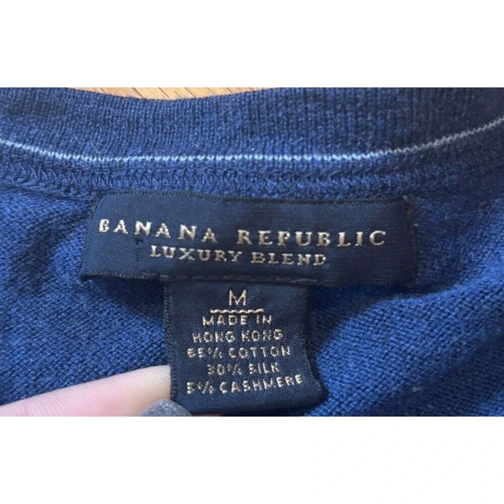 Banana Republic Mens Sweater Luxury Blend Navy Blue Long Sleeve V-Neck Size M